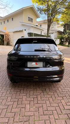 PORSCHE-CAYENNE-2019