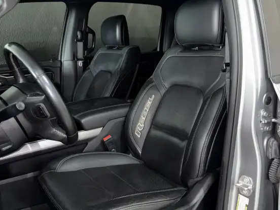 RAM-1500-5.7 V8 GASOLINA REBEL CD 4X4 AUTOMÁTICO RAM-1500-2021