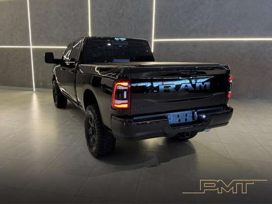 RAM-2500-6.7 I6 TURBO DIESEL LARAMIE CD 4X4 AUTOMÁTICO RAM-2500-2023