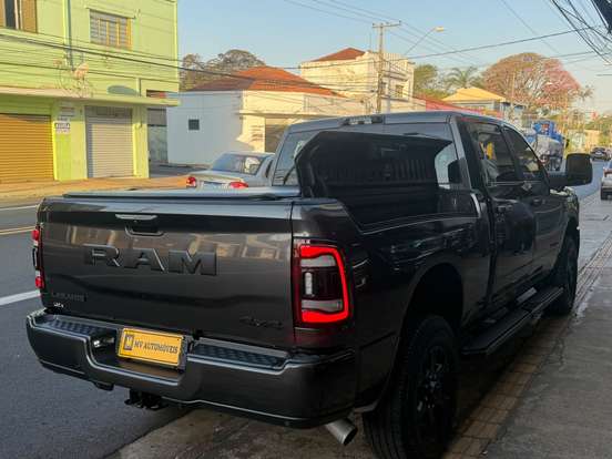 RAM-2500-6.7 I6 TURBO DIESEL LARAMIE NIGHT EDITION CD 4X4 AUTOMÁTICO RAM-2500-2024