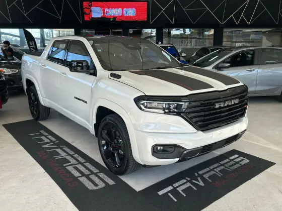 RAM RAMPAGE 2.0 HURRICANE 4 TURBO FLEX R/T 4X4 AUTOMÁTICO