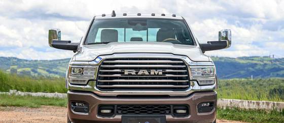 RAM 3500 6.7 I6 TURBO DIESEL LIMITED LONGHORN CD 4X4  AUTOMÁTICO