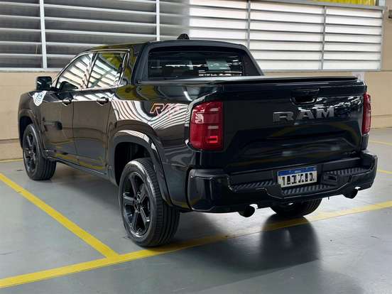 RAM-RAMPAGE-2.0 HURRICANE 4 TURBO GASOLINA R/T 4X4 AUTOMÁTICO RAM-RAMPAGE-2025
