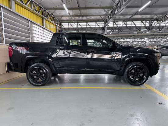 RAM-RAMPAGE-2.0 HURRICANE 4 TURBO GASOLINA R/T 4X4 AUTOMÁTICO RAM-RAMPAGE-2025