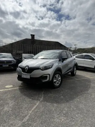 RENAULT CAPTUR 1.6 16V SCE FLEX LIFE X-TRONIC RENAULT CAPTUR 1.6 16V SCE FLEX LIFE X-TRONIC