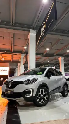 RENAULT CAPTUR 2.0 16V HI-FLEX INTENSE AUTOMÁTICO