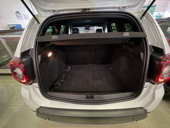 RENAULT-DUSTER-2023