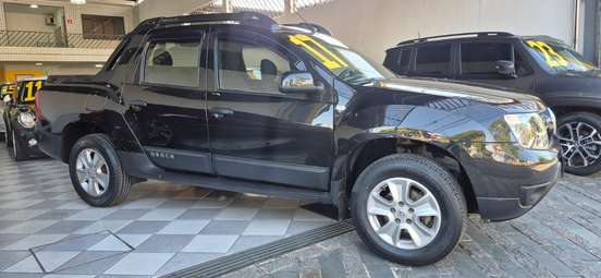 RENAULT-DUSTER OROCH-2016