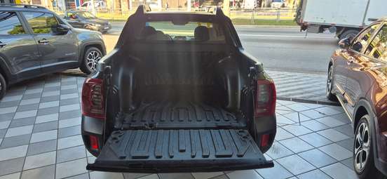 RENAULT-DUSTER OROCH-2016