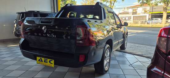 RENAULT-DUSTER OROCH-2016