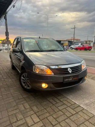RENAULT LOGAN 1.0 EXPRESSION 16V FLEX 4P MANUAL RENAULT LOGAN 1.0 EXPRESSION 16V FLEX 4P MANUAL