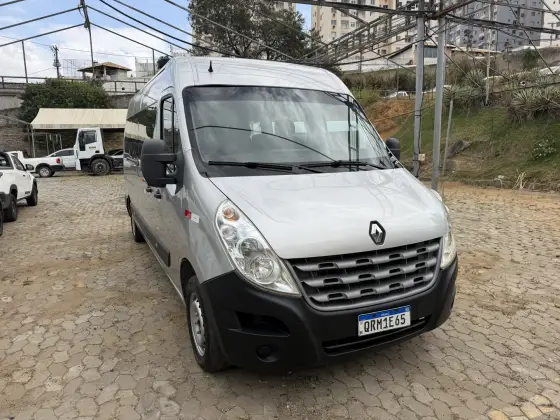 RENAULT MASTER 2.3 DCI DIESEL MINIBUS EXECUTIVE 16L L3H2 3P MANUAL