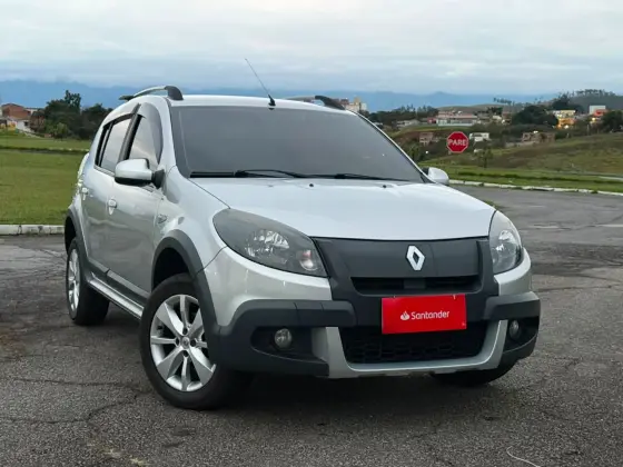 RENAULT SANDERO 1.6 STEPWAY 16V FLEX 4P AUTOMÁTICO RENAULT SANDERO 1.6 STEPWAY 16V FLEX 4P AUTOMÁTICO