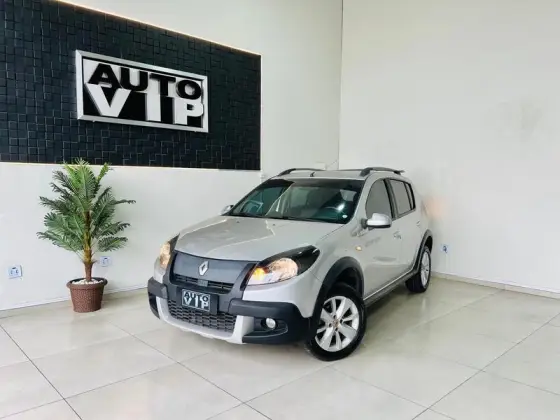 RENAULT SANDERO 1.6 STEPWAY 8V FLEX 4P MANUAL RENAULT SANDERO 1.6 STEPWAY 8V FLEX 4P MANUAL