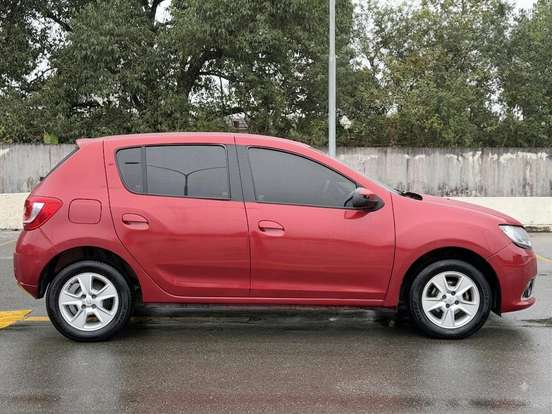 RENAULT-SANDERO-1.6 EXPRESSION 8V FLEX 4P AUTOMATIZADO RENAULT-SANDERO-2015