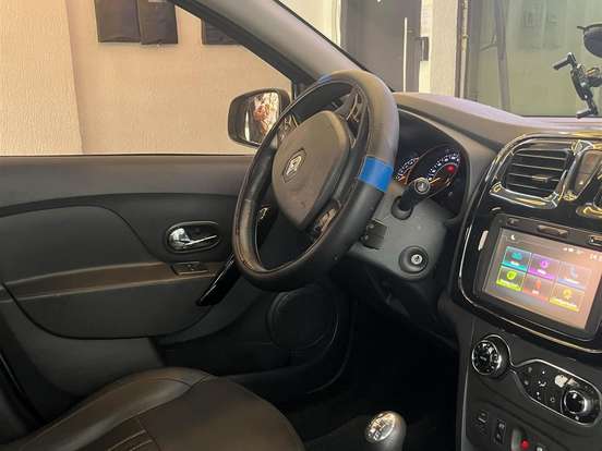 RENAULT-SANDERO-1.6 16V SCE FLEX STEPWAY MANUAL RENAULT-SANDERO-2018