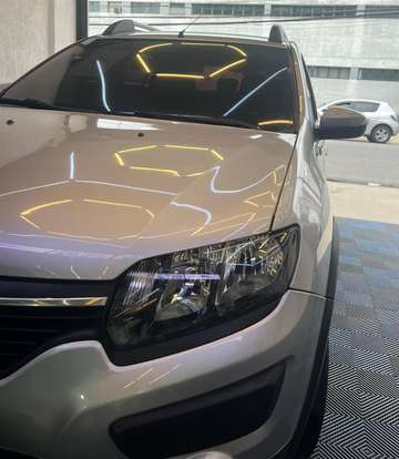 RENAULT-SANDERO-2018