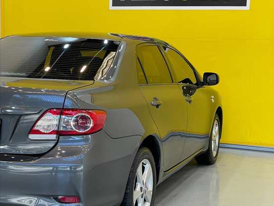 TOYOTA-COROLLA-1.8 GLI 16V FLEX 4P MANUAL TOYOTA-COROLLA-2013