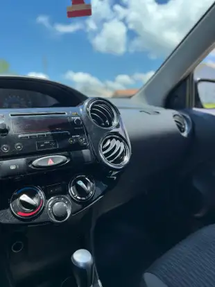 TOYOTA-ETIOS-1.5 XS 16V FLEX 4P AUTOMÁTICO TOYOTA-ETIOS-2017
