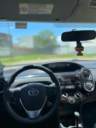 TOYOTA-ETIOS-1.5 XS 16V FLEX 4P AUTOMÁTICO TOYOTA-ETIOS-2017