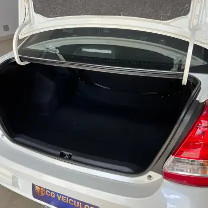 TOYOTA-ETIOS-2017