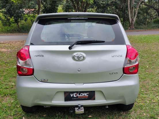TOYOTA-ETIOS-2013