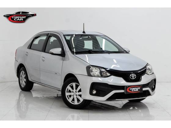 TOYOTA ETIOS 1.5 X PLUS SEDAN 16V FLEX 4P AUTOMÁTICO