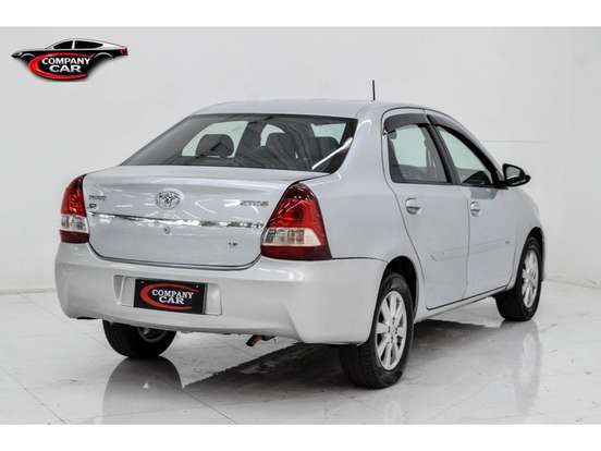 TOYOTA-ETIOS-2018