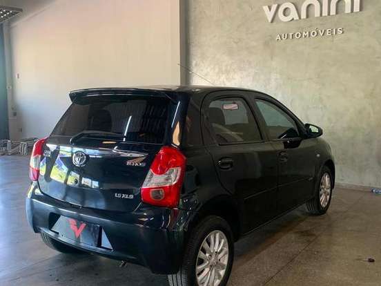 TOYOTA-ETIOS-1.5 XLS 16V FLEX 4P MANUAL TOYOTA-ETIOS-2013