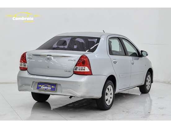 TOYOTA-ETIOS-2017