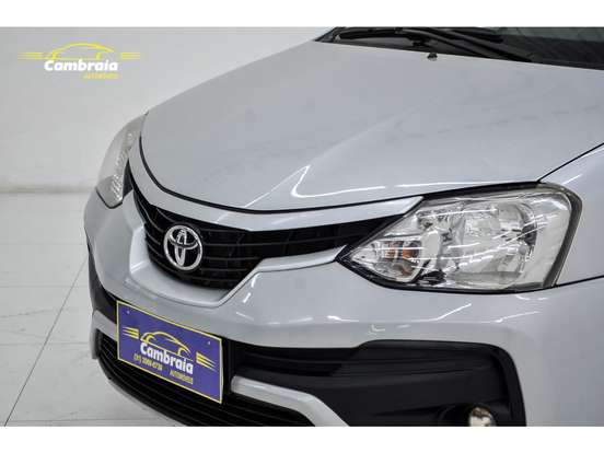TOYOTA-ETIOS-2017