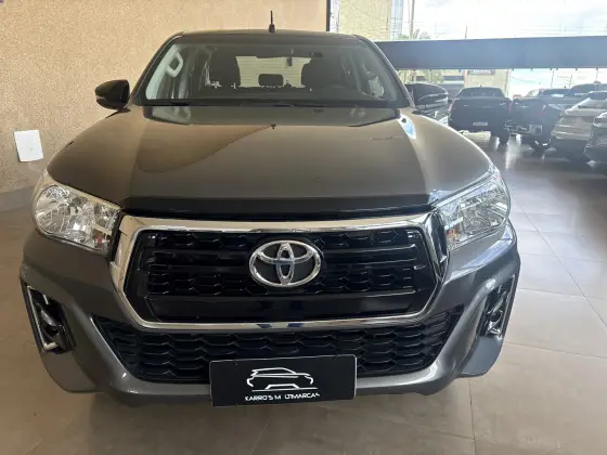 TOYOTA HILUX 2.7 SR 4X2 CD 16V FLEX 4P AUTOMÁTICO