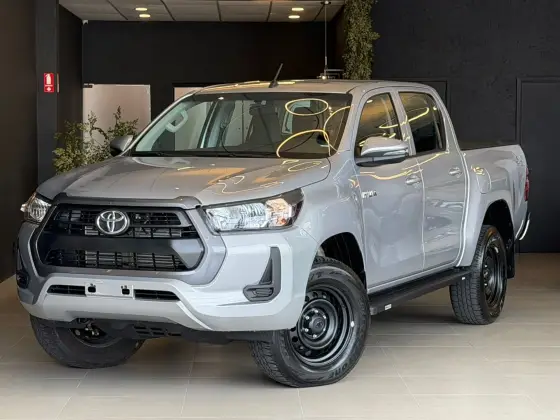 TOYOTA HILUX 2.8 D-4D TURBO DIESEL CD POWER PACK 4X4 AUTOMÁTICO TOYOTA HILUX 2.8 D-4D TURBO DIESEL CD POWER PACK 4X4 AUTOMÁTICO
