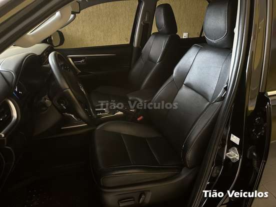 TOYOTA-HILUX SW4-2021