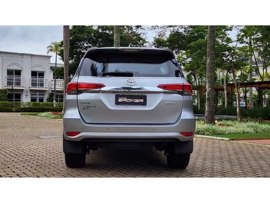 TOYOTA-HILUX SW4-2.8 SRX 4X4 16V TURBO INTERCOOLER DIESEL 4P AUTOMÁTICO TOYOTA-HILUX SW4-2018
