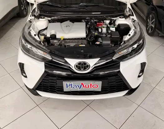 TOYOTA-YARIS-2022