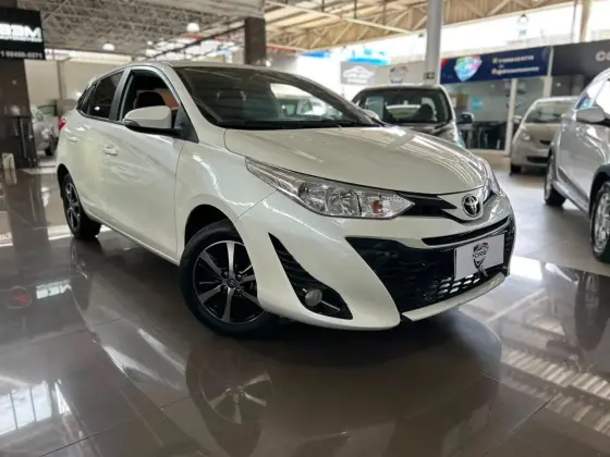 TOYOTA YARIS 1.5 16V FLEX XS MULTIDRIVE