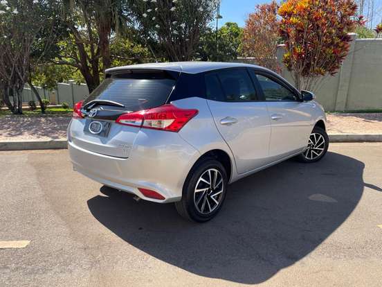 TOYOTA-YARIS-1.3 16V FLEX XL LIVE MANUAL TOYOTA-YARIS-2019