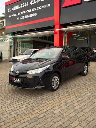 TOYOTA-YARIS-2024