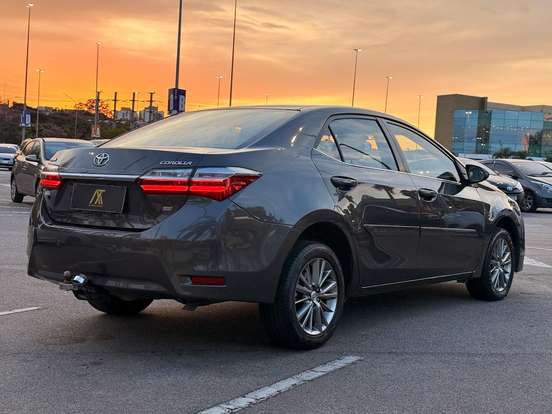 TOYOTA-COROLLA-2017