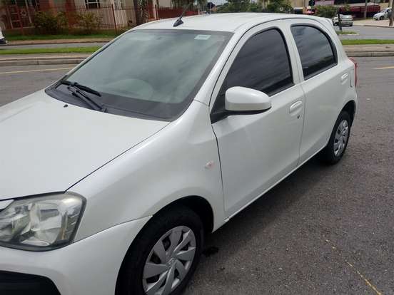 TOYOTA-ETIOS-1.3 X 16V FLEX 4P MANUAL TOYOTA-ETIOS-2017
