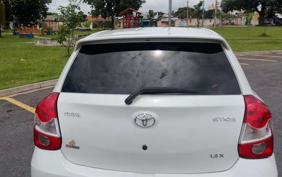 TOYOTA-ETIOS-2017