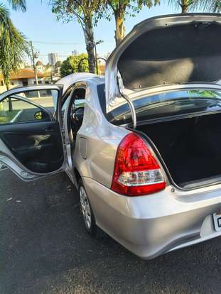 TOYOTA-ETIOS-2018