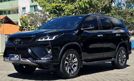 TOYOTA-HILUX SW4-2022