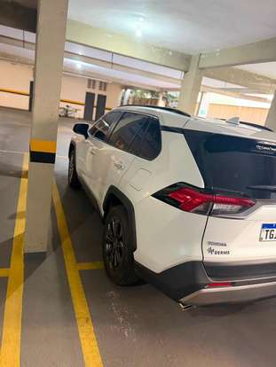 TOYOTA-RAV4-2025