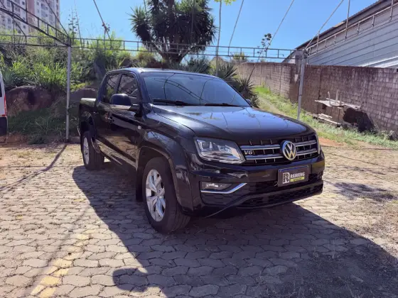 VOLKSWAGEN AMAROK 3.0 V6 TDI DIESEL HIGHLINE CD 4MOTION AUTOMÁTICO