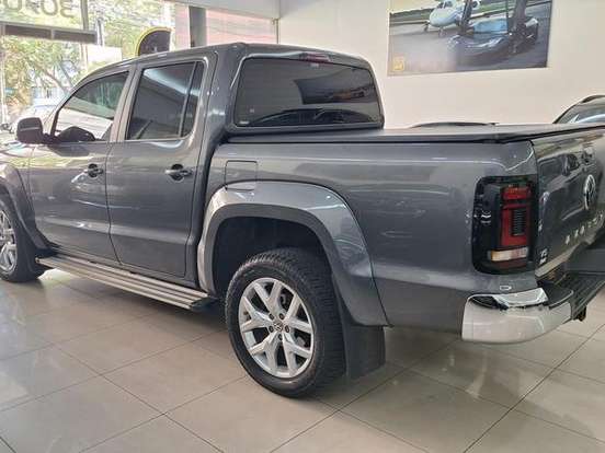 VOLKSWAGEN-AMAROK-3.0 V6 TDI DIESEL BARRETOS 70 ANOS CD 4MOTION AUTOMÁTICO VOLKSWAGEN-AMAROK-2024