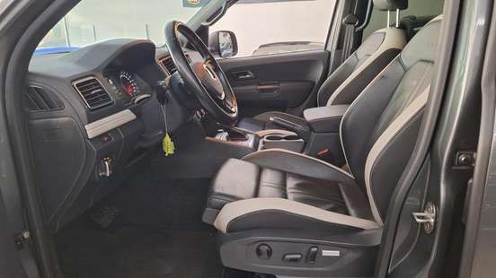 VOLKSWAGEN-AMAROK-2024