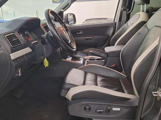 VOLKSWAGEN-AMAROK-3.0 V6 TDI DIESEL BARRETOS 70 ANOS CD 4MOTION AUTOMÁTICO VOLKSWAGEN-AMAROK-2024