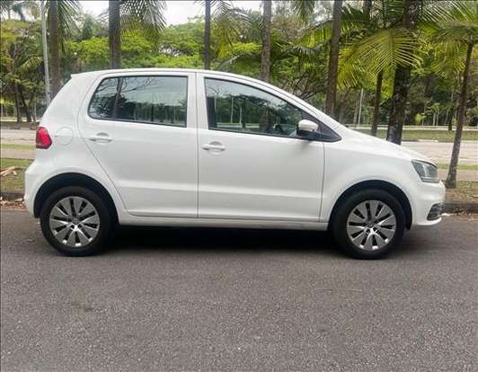 VOLKSWAGEN-FOX-1.0 MI TRENDLINE 8V FLEX 4P MANUAL VOLKSWAGEN-FOX-2014